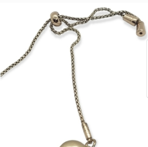 AVON VINTAGE GOLDTONED LIMITED EDITION ADJUSTABLE CHARM BRACELET - Picture 3 of 4